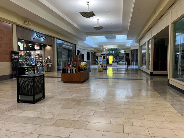 Lansing Mall - Aug 13 2022